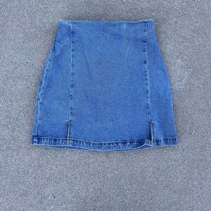Brandy Melville John Galt high rise denim skirt